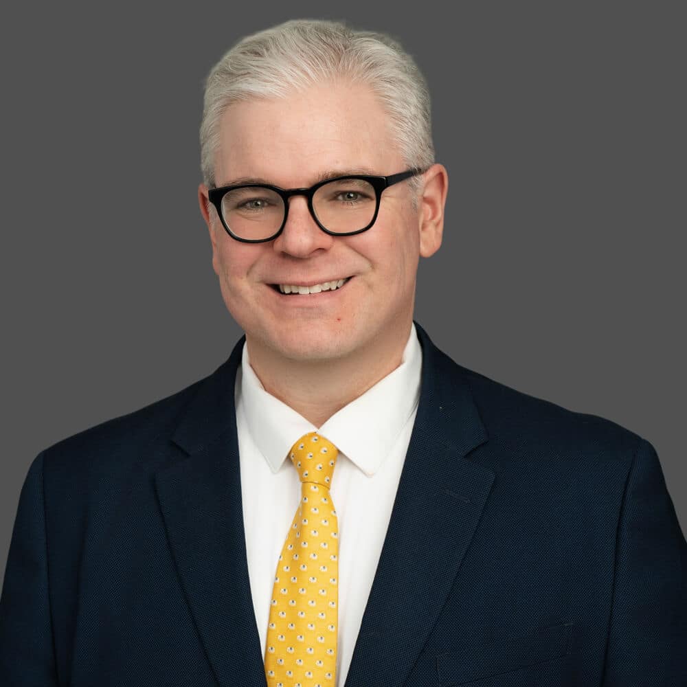 Headshot of attorney Kevin L. Owen, Partner